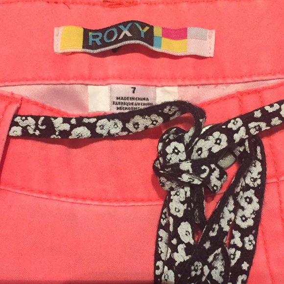 Girls Roxy shorts - Picture 3 of 4